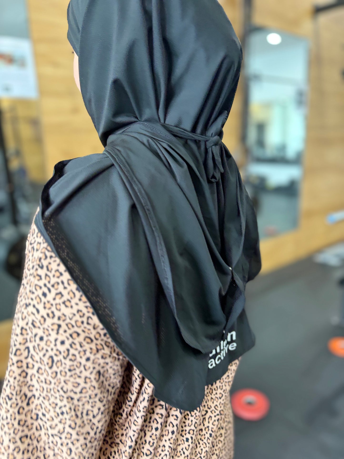 The Pro Performance set - Top + Hijab