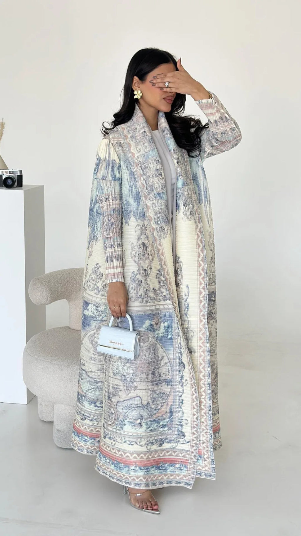 The ‘it girl’ overcoat