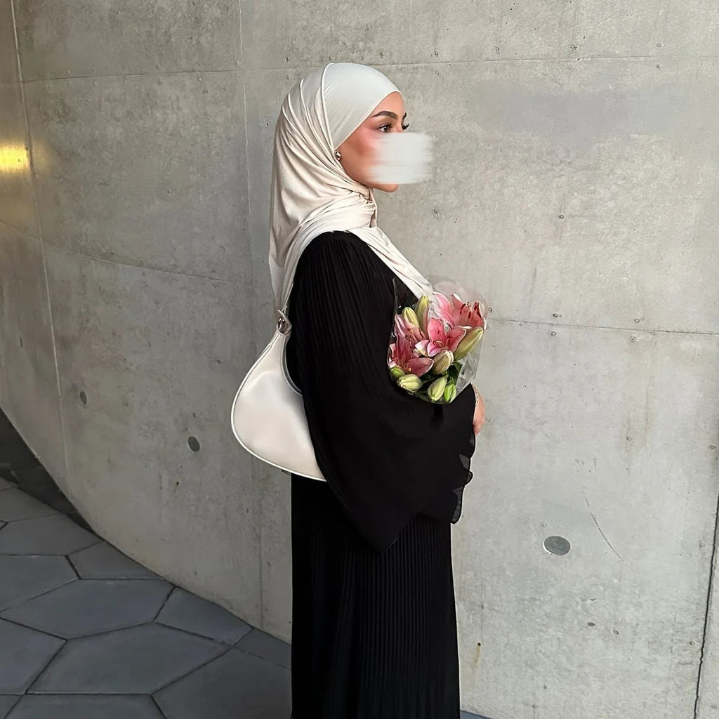 Amira Abaya