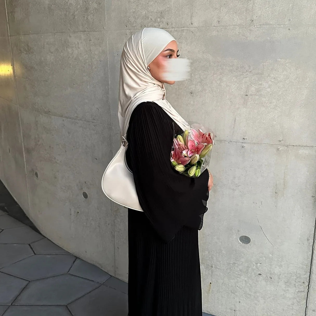 Amira Abaya